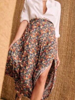 Sézane Tammie Skirt in Sunflower Print Size 36